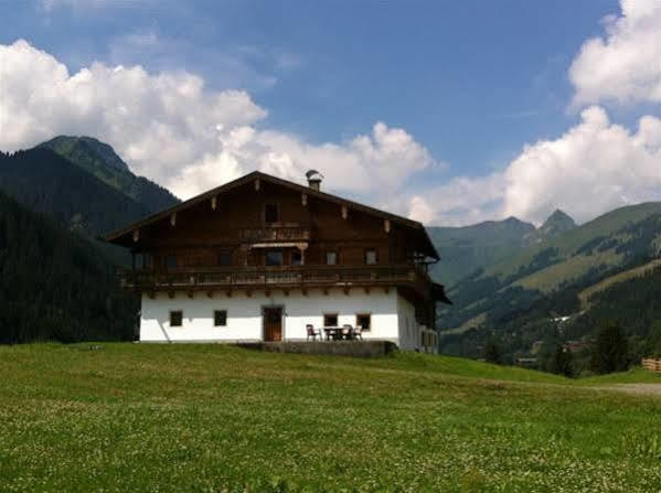 Alpenbauernhaus Vorderbrandthof Saalbach-Hinterglemm Eksteriør billede
